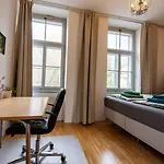 Apartment In Beim Lkh Graz